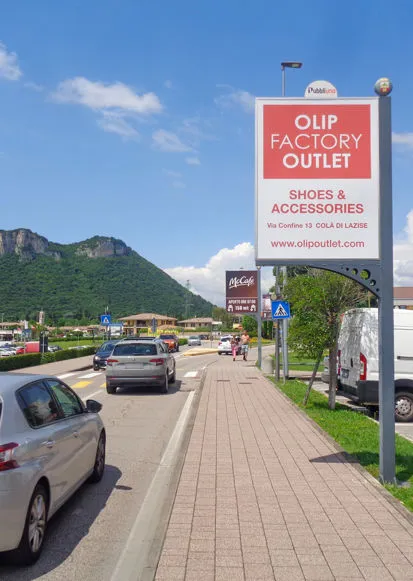 cartello Olip factory outlet